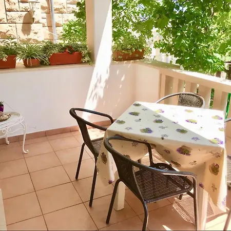 Family Apartment *